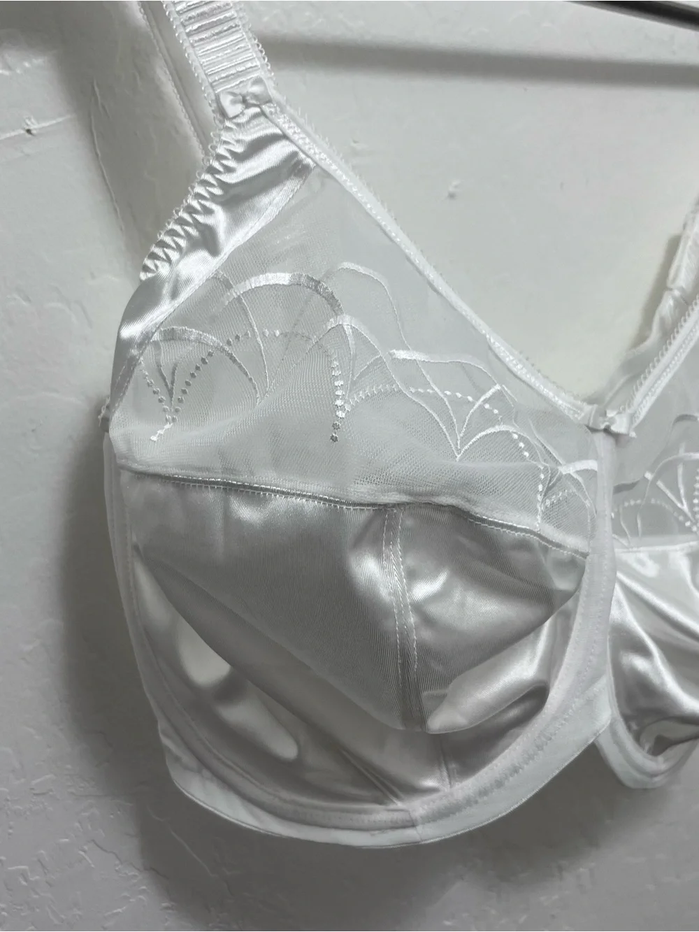 Elomi White Cate Full Cup Banded Underwire Bra Size US 40L
